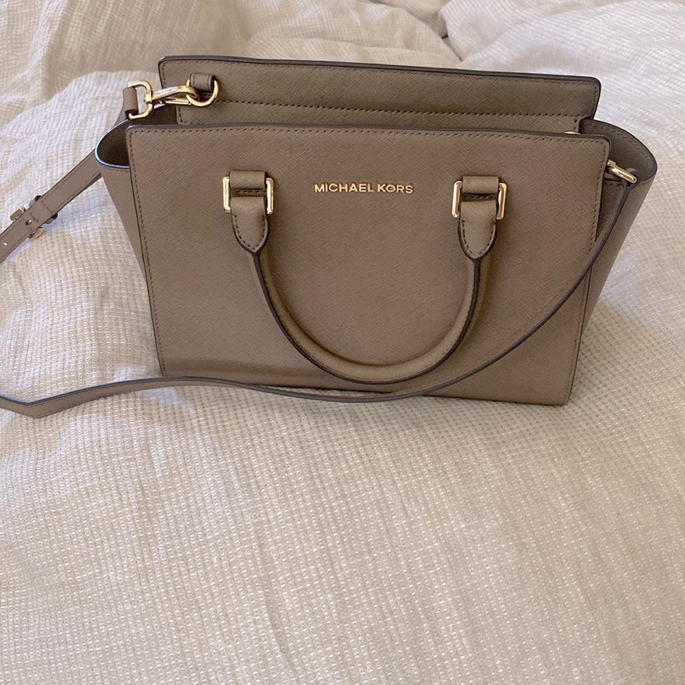 MK Medium Dark Dune Selma Handbag Saffiano Leather Satchel Bag